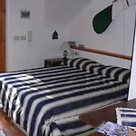 Oda ve Kahvaltı La Zagara